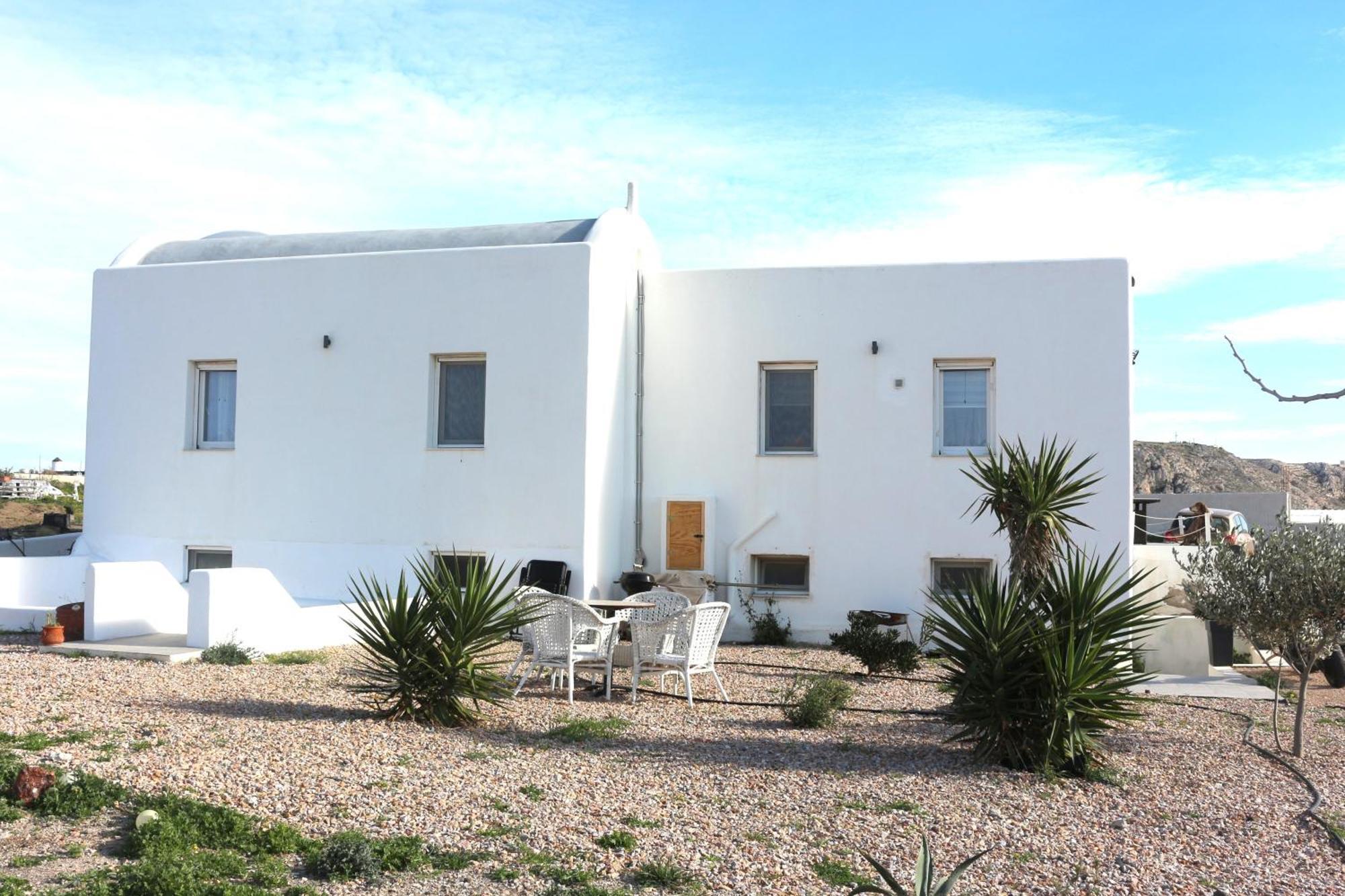 Ab Green Living Santorini Emporio  Buitenkant foto