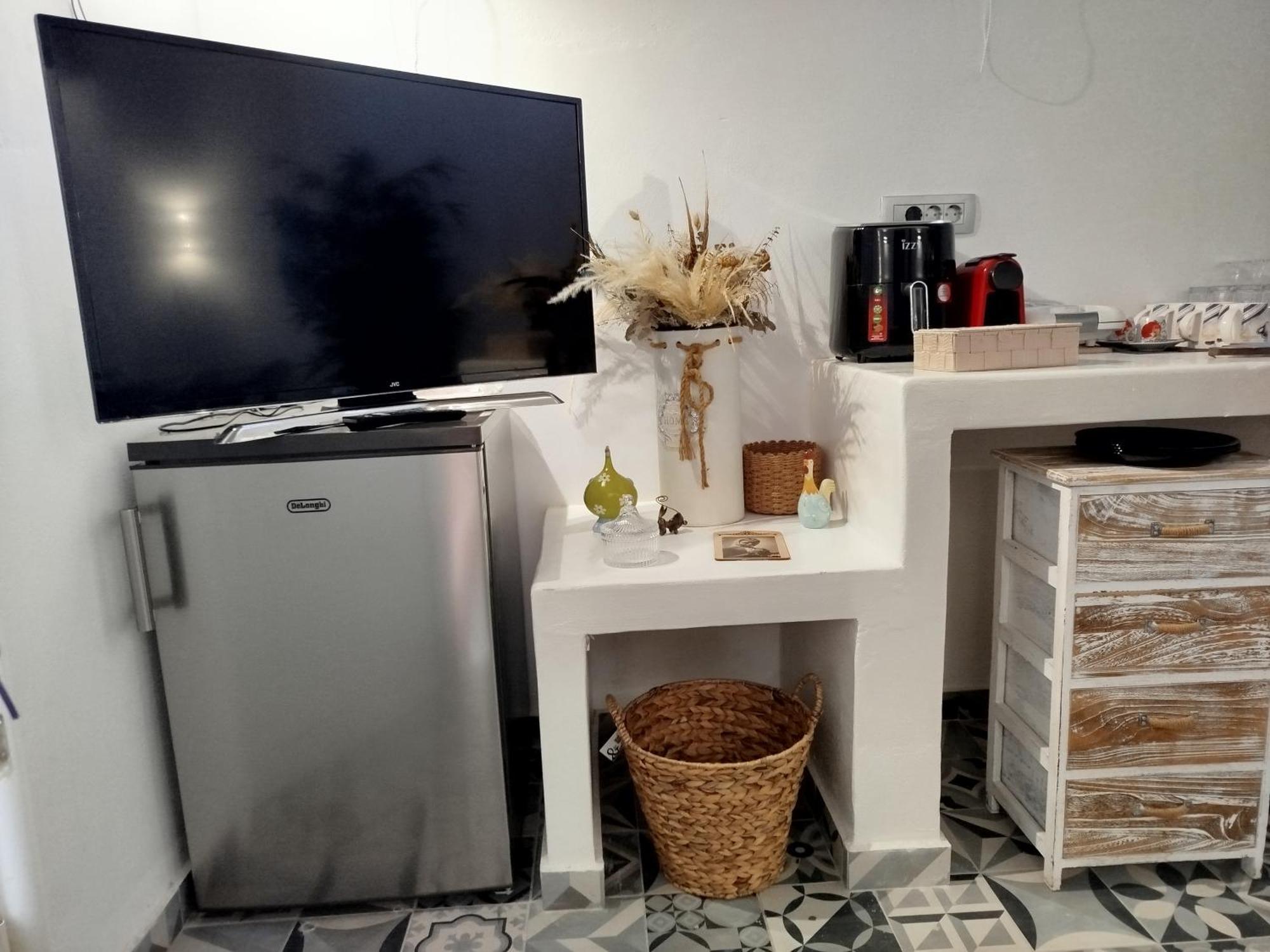 Ab Green Living Santorini Emporio  Buitenkant foto